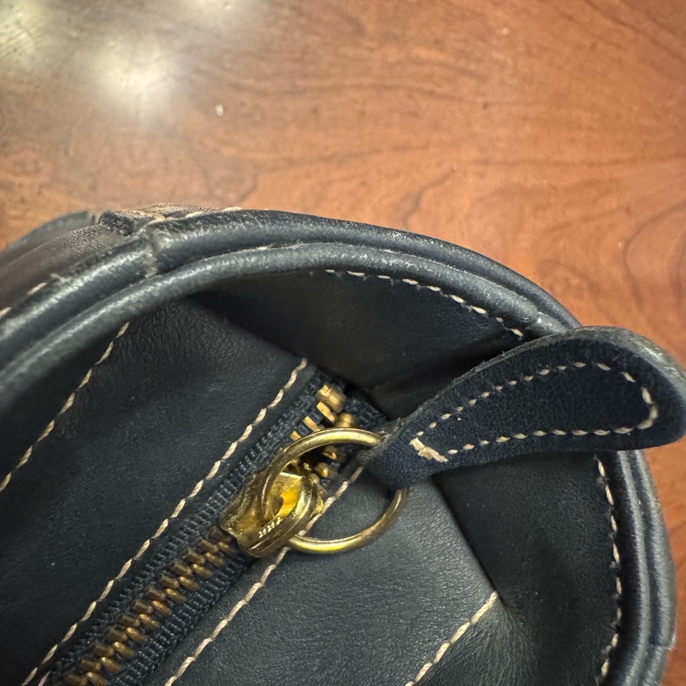 Coach Navy 9303 with Elegant Design and Premium Material - Picture 10 of 10